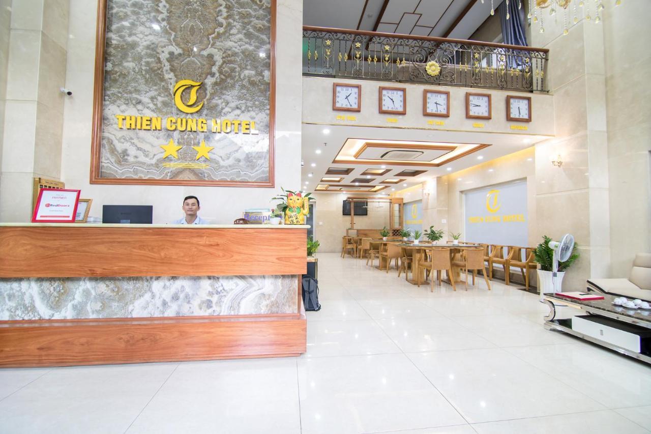 Reddoorz Plus Near Lotte Mart Cong Hoa Хошимин Екстериор снимка