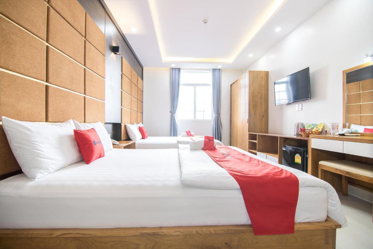 Reddoorz Plus Near Lotte Mart Cong Hoa Хошимин Екстериор снимка