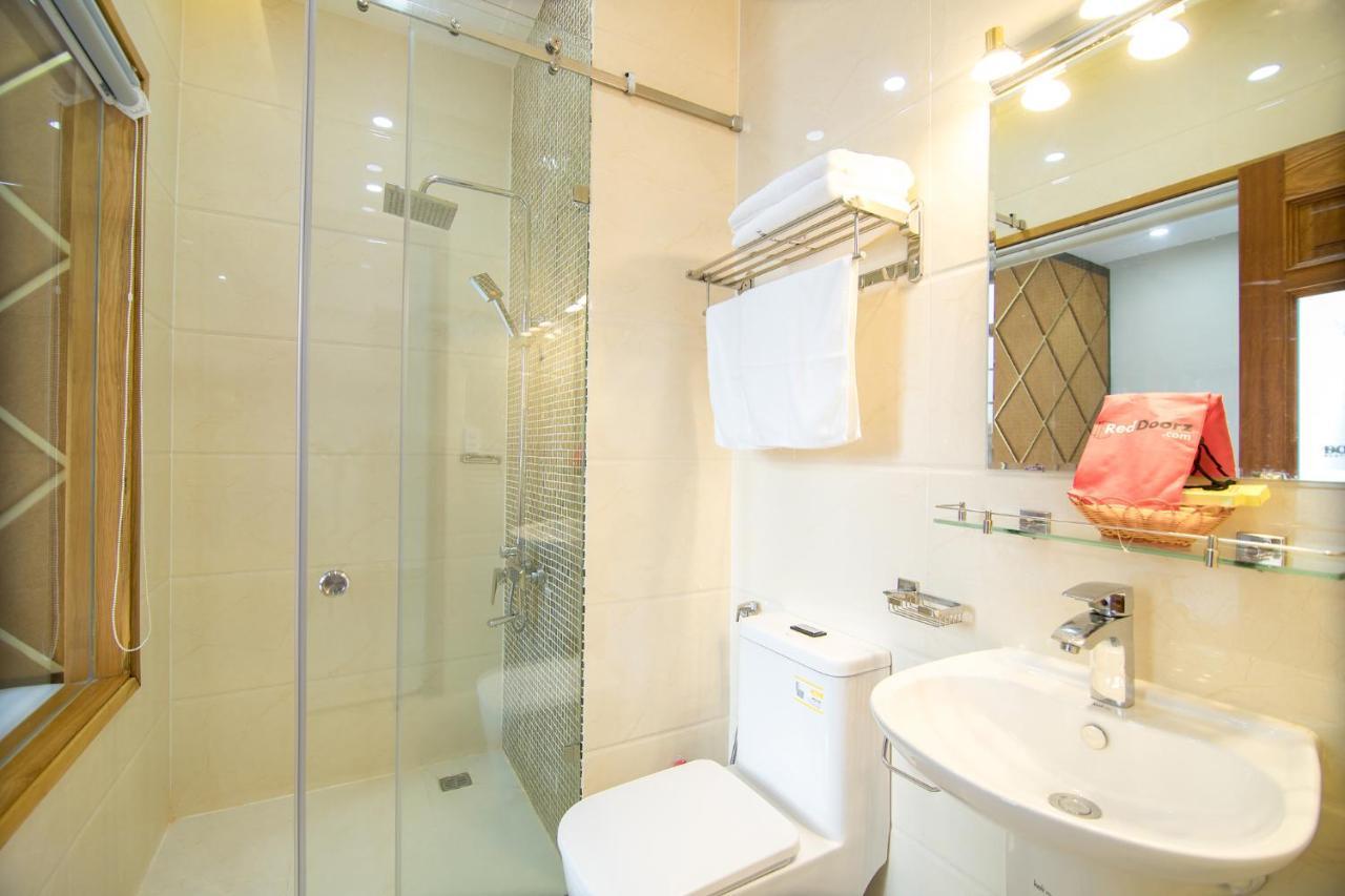 Reddoorz Plus Near Lotte Mart Cong Hoa Хошимин Екстериор снимка