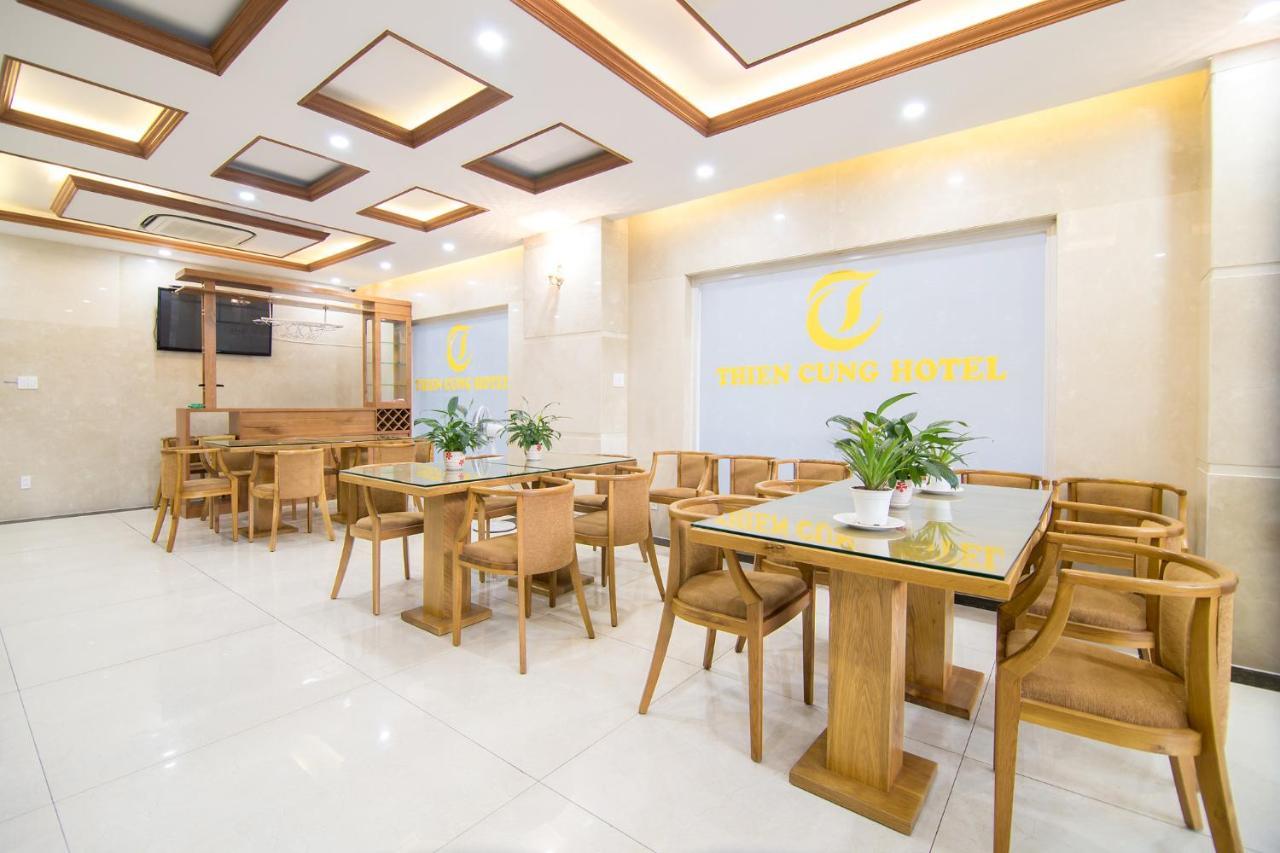 Reddoorz Plus Near Lotte Mart Cong Hoa Хошимин Екстериор снимка