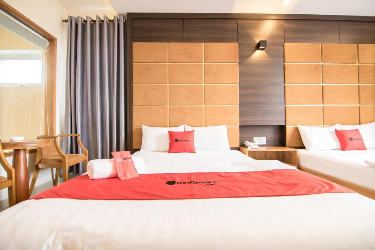 Reddoorz Plus Near Lotte Mart Cong Hoa Хошимин Екстериор снимка